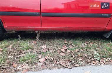 Седан Suzuki Swift 1998 в  фото 18 Седан Suzuki Swift 1998 в