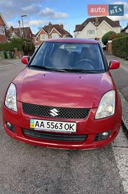 Хэтчбек Suzuki Swift 2007 в Киеве