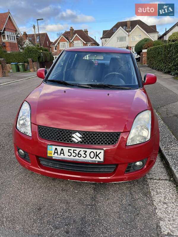 Хетчбек Suzuki Swift 2007 в 