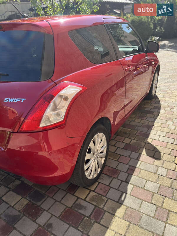 Хэтчбек Suzuki Swift 2010 в Львове фото 8 Хэтчбек Suzuki Swift 2010 в Львове