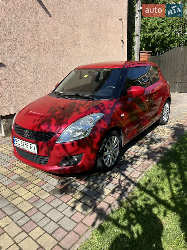 Хэтчбек Suzuki Swift 2010 в 