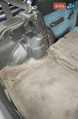 Хэтчбек Suzuki Swift 1997 в 