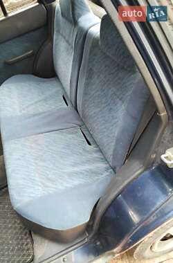 Хэтчбек Suzuki Swift 1997 в 