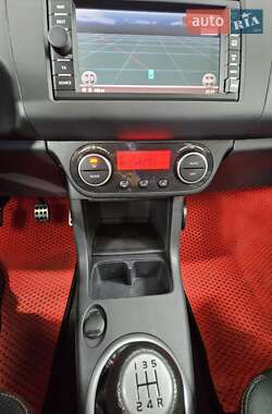 Хетчбек Suzuki Swift 2010 в 