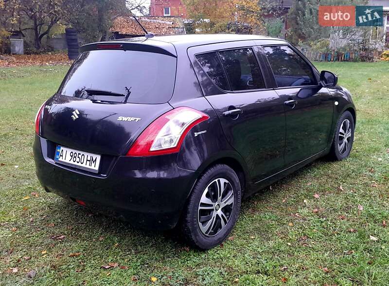 Хэтчбек Suzuki Swift 2012 в Броварах