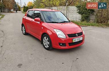 Хэтчбек Suzuki Swift 2010 в Киеве