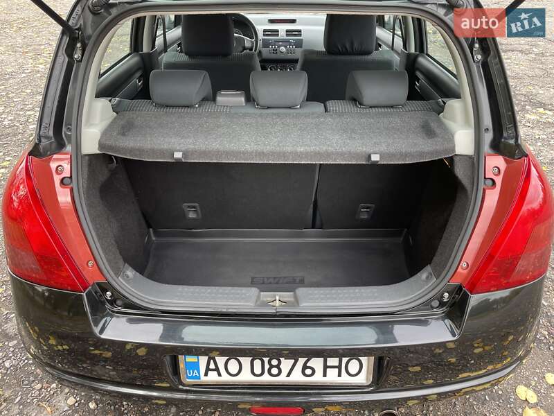 Хетчбек Suzuki Swift 2008 в Ужгороді