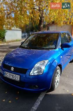 Хэтчбек Suzuki Swift 2006 в Хмельницком Хэтчбек Suzuki Swift 2006 в Хмельницком