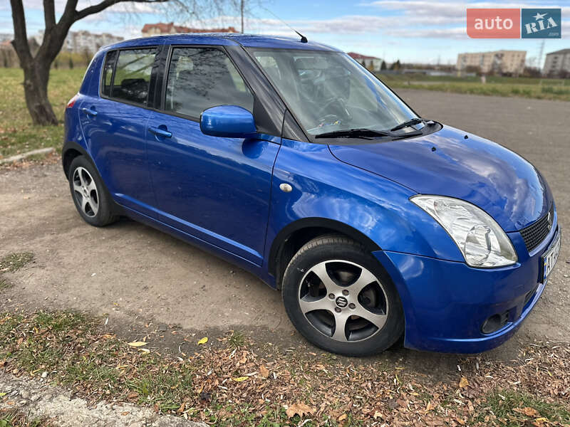 Хэтчбек Suzuki Swift 2006 в Коломые