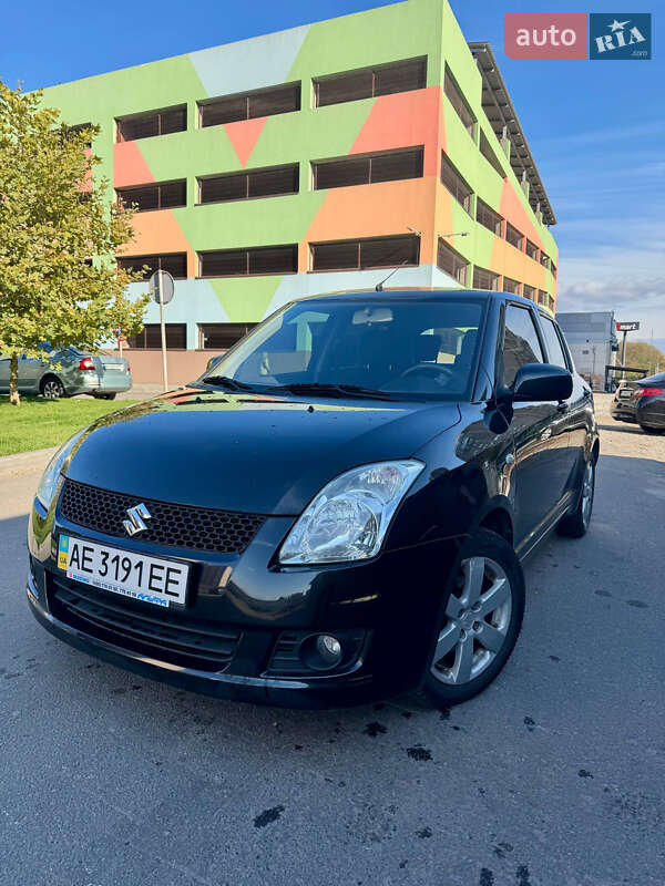 Хетчбек Suzuki Swift 2008 в Дніпрі