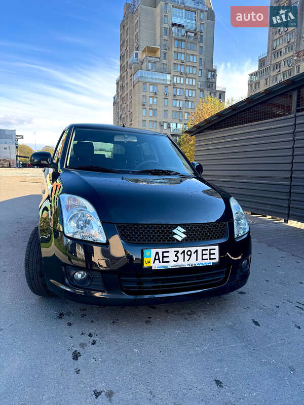 Хетчбек Suzuki Swift 2008 в Дніпрі