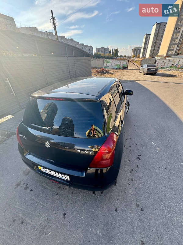 Хетчбек Suzuki Swift 2008 в Дніпрі