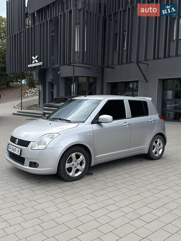 Хетчбек Suzuki Swift 2007 в Львові