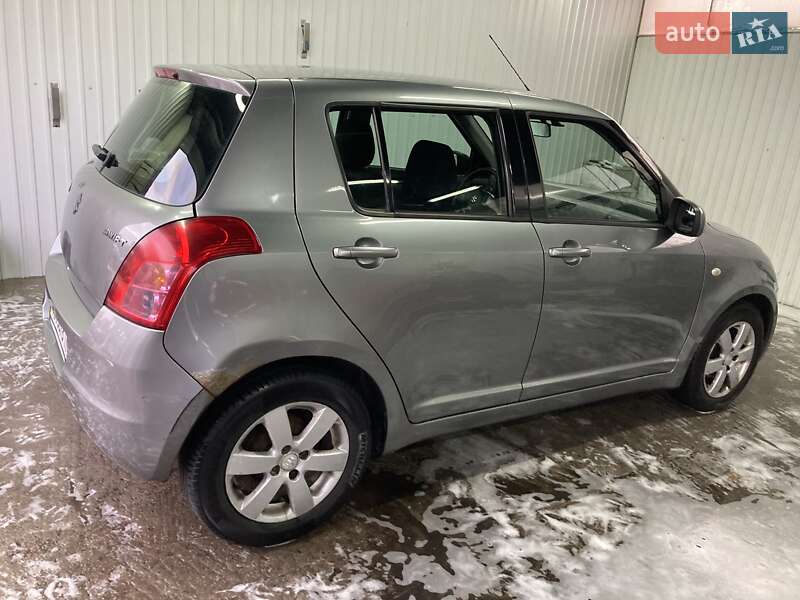 Хетчбек Suzuki Swift 2008 в Києві