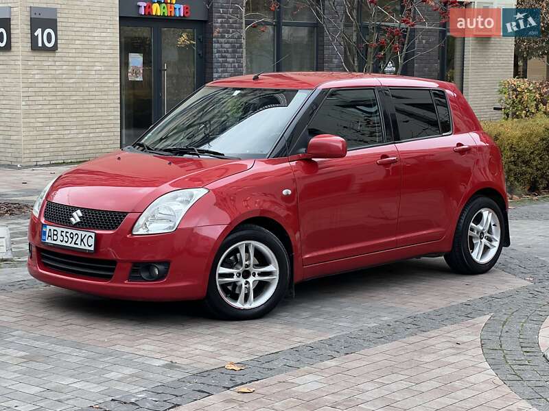 Хэтчбек Suzuki Swift 2008 в Киеве