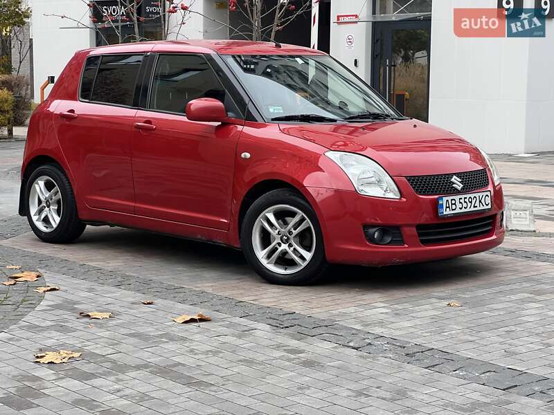 Хэтчбек Suzuki Swift 2008 в Киеве
