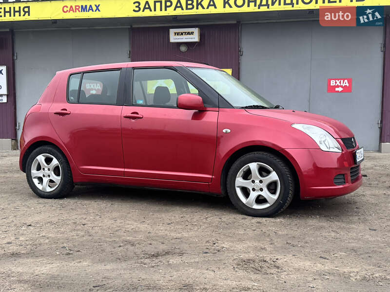 Хэтчбек Suzuki Swift 2006 в Черкассах