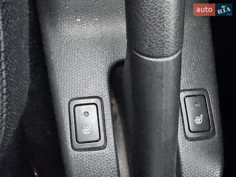 Хэтчбек Suzuki Swift 2006 в Черкассах