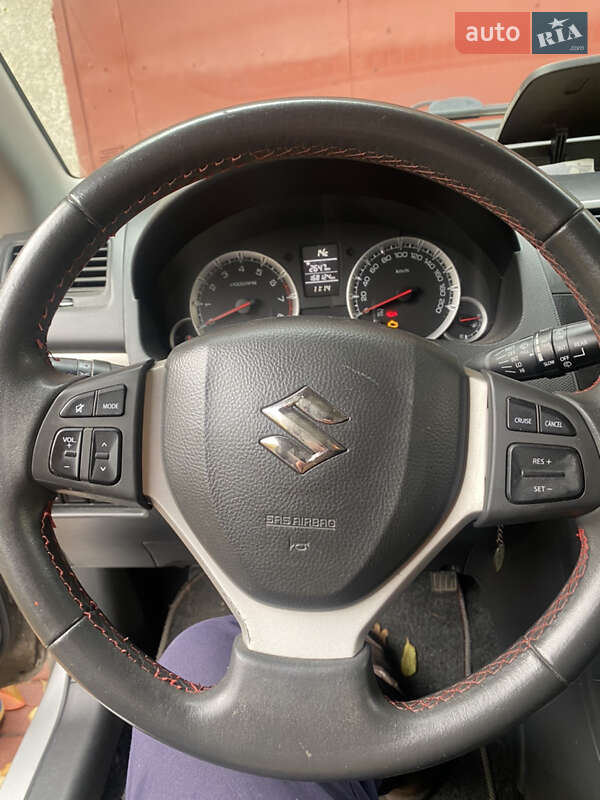 Хетчбек Suzuki Swift 2014 в Одесі