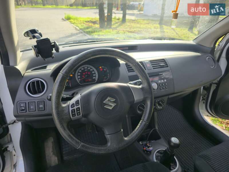 Хетчбек Suzuki Swift 2008 в Миколаєві фото 11 Хетчбек Suzuki Swift 2008 в Миколаєві