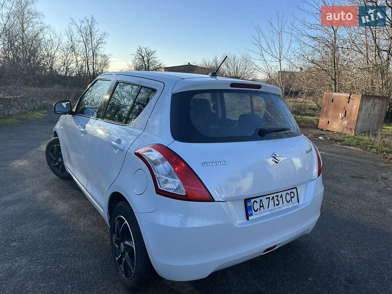 Хетчбек Suzuki Swift 2011 в Звенигородці