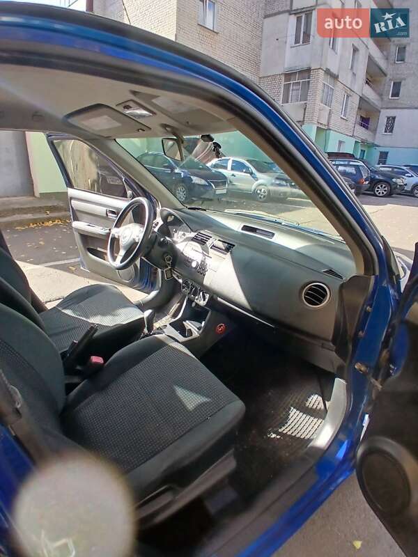 Хетчбек Suzuki Swift 2006 в Хмельницькому