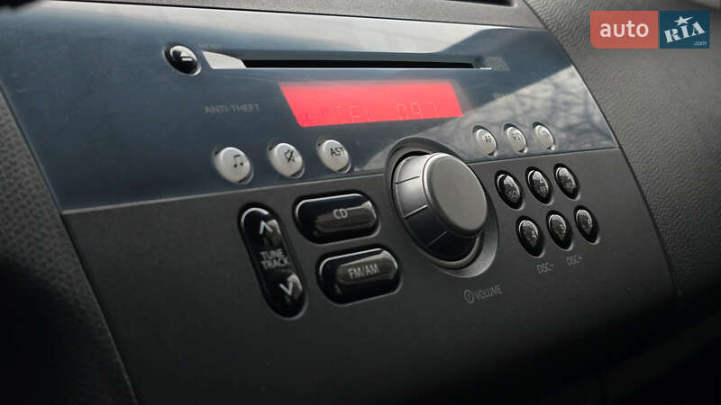 Хетчбек Suzuki Swift 2005 в Львові фото 21 Хетчбек Suzuki Swift 2005 в Львові