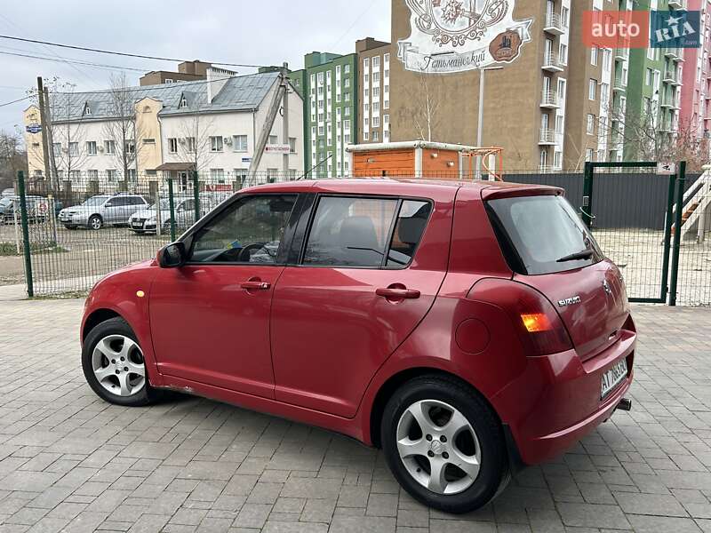 Хэтчбек Suzuki Swift 2005 в Ивано-Франковске фото 12 Хэтчбек Suzuki Swift 2005 в Ивано-Франковске