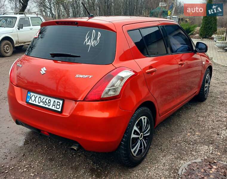 Хэтчбек Suzuki Swift 2011 в Харькове