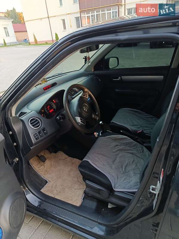 Хэтчбек Suzuki Swift 2008 в Ромнах