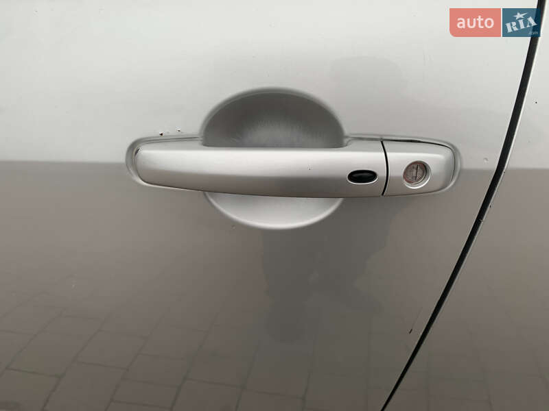 Хэтчбек Suzuki Swift 2005 в Дрогобыче фото 17 Хэтчбек Suzuki Swift 2005 в Дрогобыче