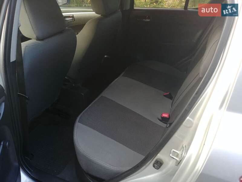 Хэтчбек Suzuki Swift 2011 в Виннице фото 15 Хэтчбек Suzuki Swift 2011 в Виннице