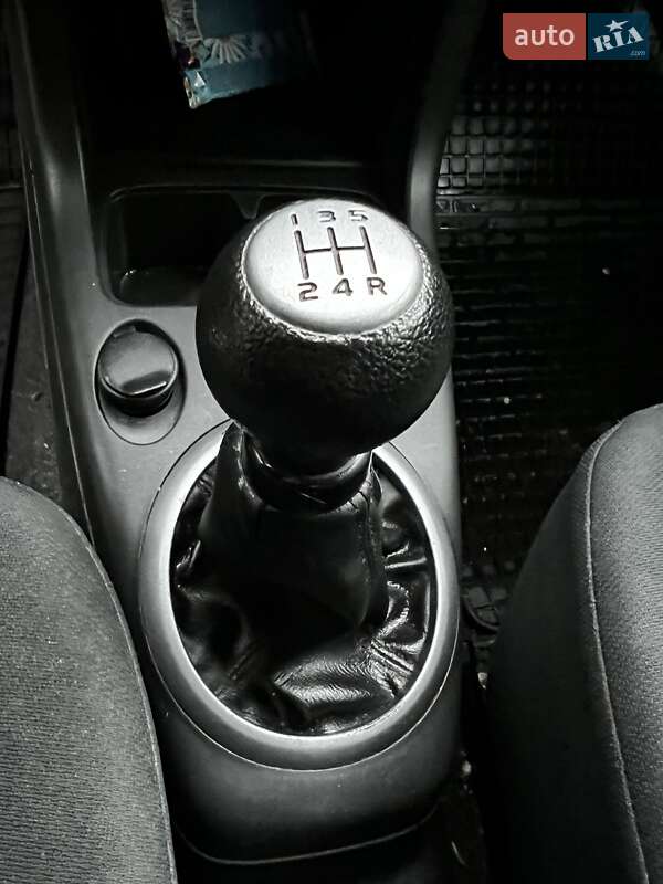 Хэтчбек Suzuki Swift 2008 в Шептицькому фото 8 Хэтчбек Suzuki Swift 2008 в Шептицькому