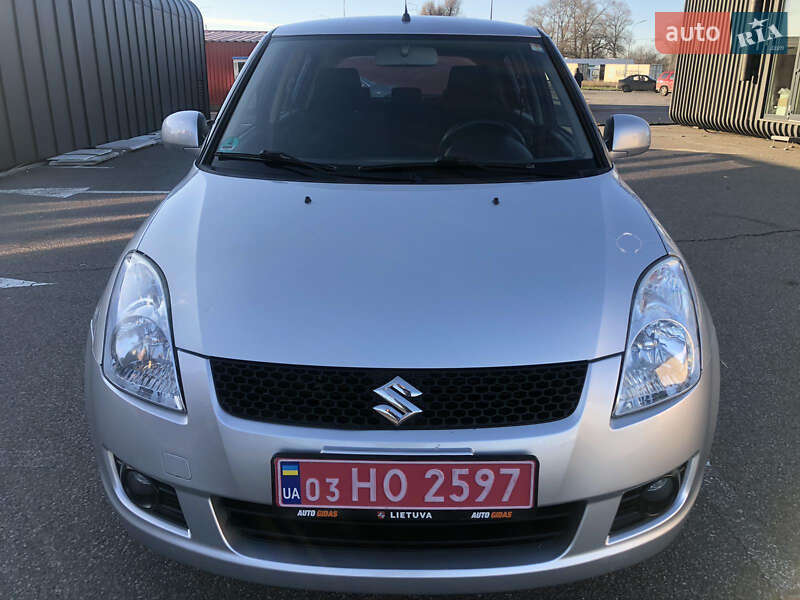 Хэтчбек Suzuki Swift 2010 в Мироновке