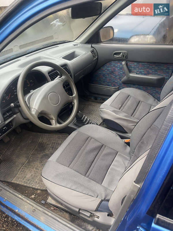 Хэтчбек Suzuki Swift 1994 в Черновцах