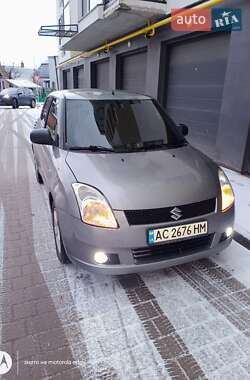 Хэтчбек Suzuki Swift 2007 в Луцке