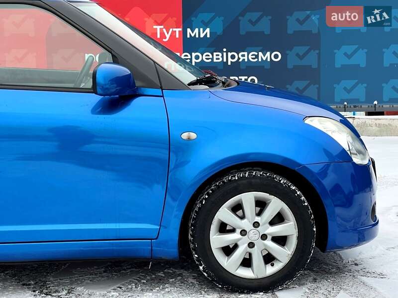 Хетчбек Suzuki Swift 2006 в Києві