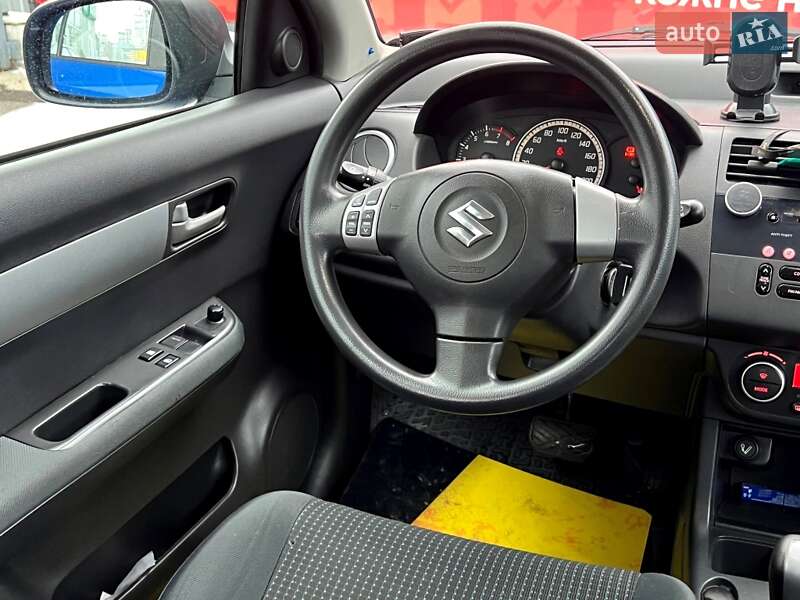 Хетчбек Suzuki Swift 2006 в Києві