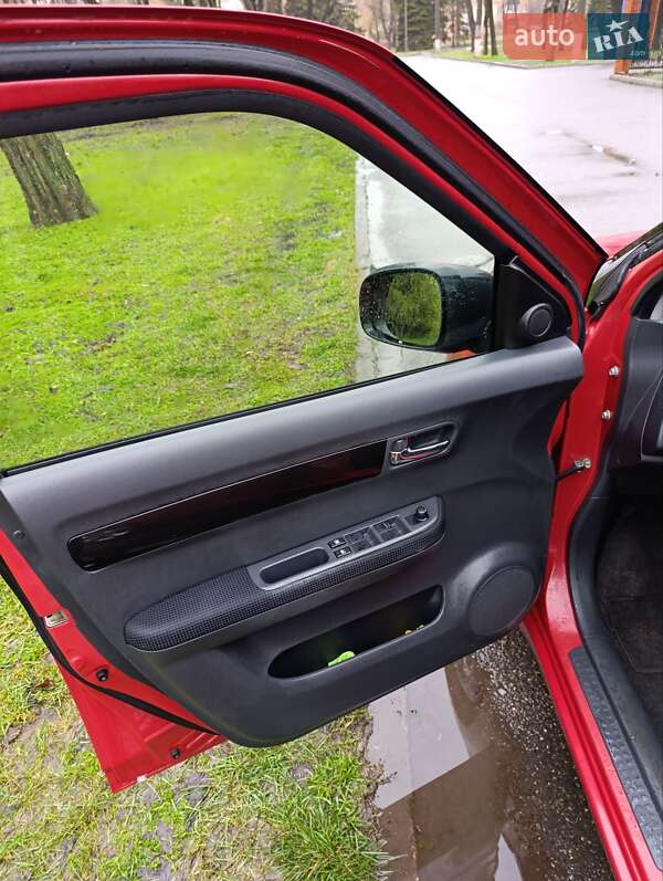 Хетчбек Suzuki Swift 2007 в Кривому Розі
