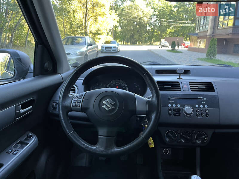 Хэтчбек Suzuki Swift 2008 в Чернигове фото 32 Хэтчбек Suzuki Swift 2008 в Чернигове
