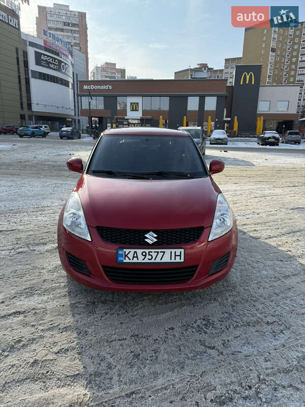 Хэтчбек Suzuki Swift 2011 в Киеве фото 2 Хэтчбек Suzuki Swift 2011 в Киеве