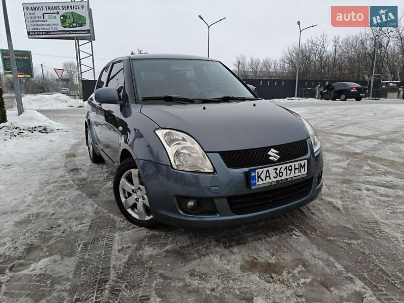 Хэтчбек Suzuki Swift 2007 в Киеве фото Хэтчбек Suzuki Swift 2007 в Киеве