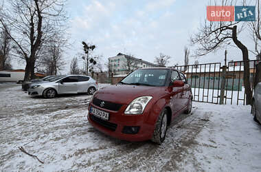 Хэтчбек Suzuki Swift 2008 в Киеве