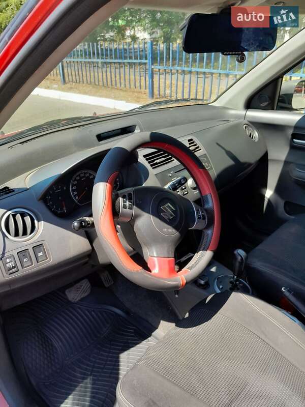 Хэтчбек Suzuki Swift 2005 в Одессе фото 3 Хэтчбек Suzuki Swift 2005 в Одессе