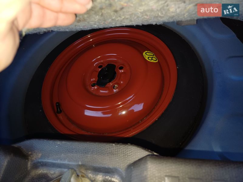 Хэтчбек Suzuki Swift 2009 в Лановцах