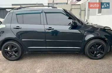 Хэтчбек Suzuki Swift 2007 в Киеве