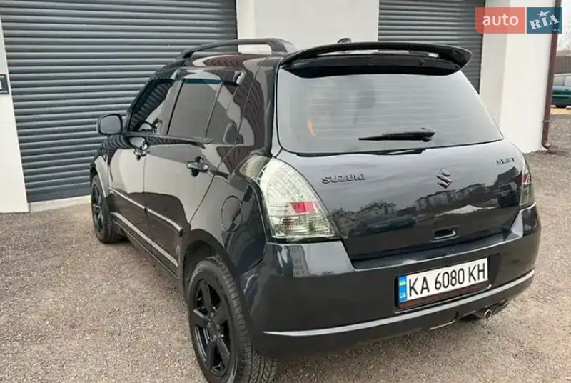 Хэтчбек Suzuki Swift 2007 в Киеве