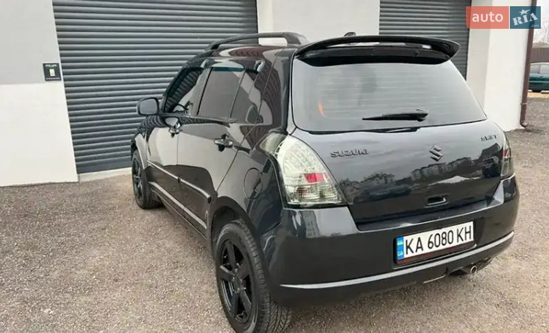 Хэтчбек Suzuki Swift 2007 в Киеве