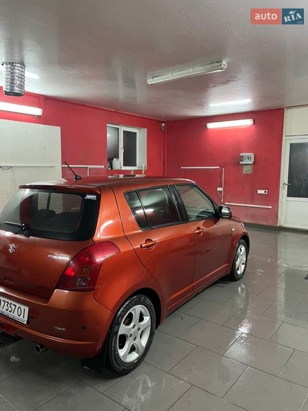 Хэтчбек Suzuki Swift 2007 в Одессе