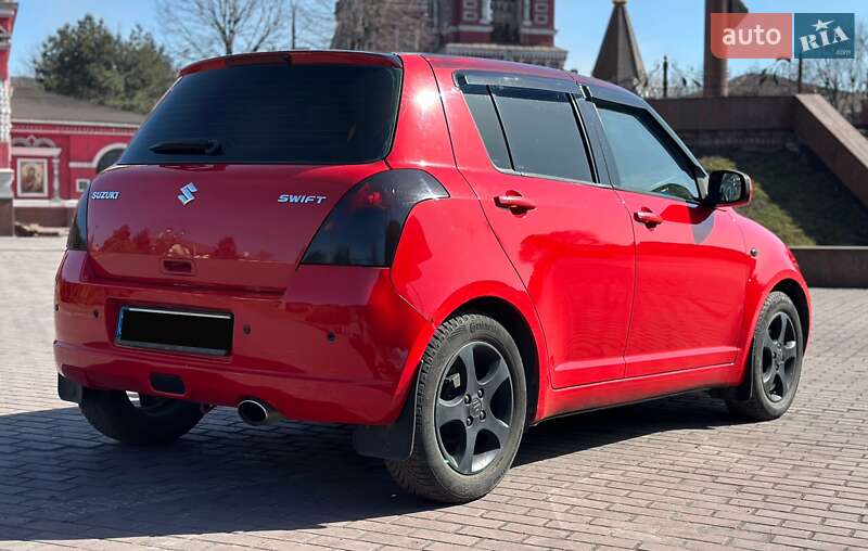 Хэтчбек Suzuki Swift 2005 в Днепре фото 12 Хэтчбек Suzuki Swift 2005 в Днепре